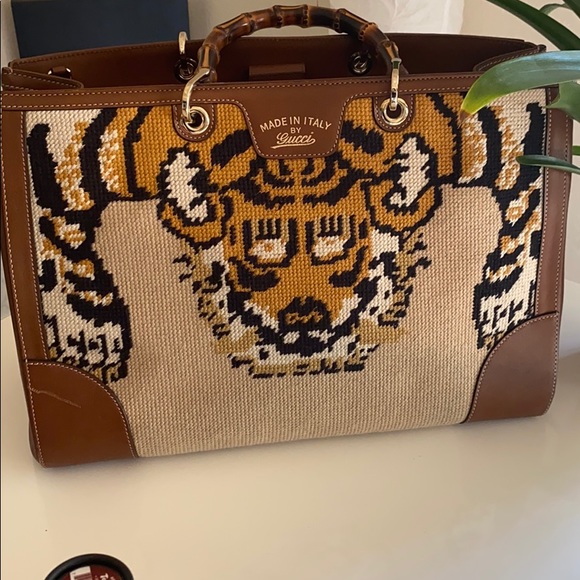 Gucci bamboo tiger web bee bag - Picture 2 of 2